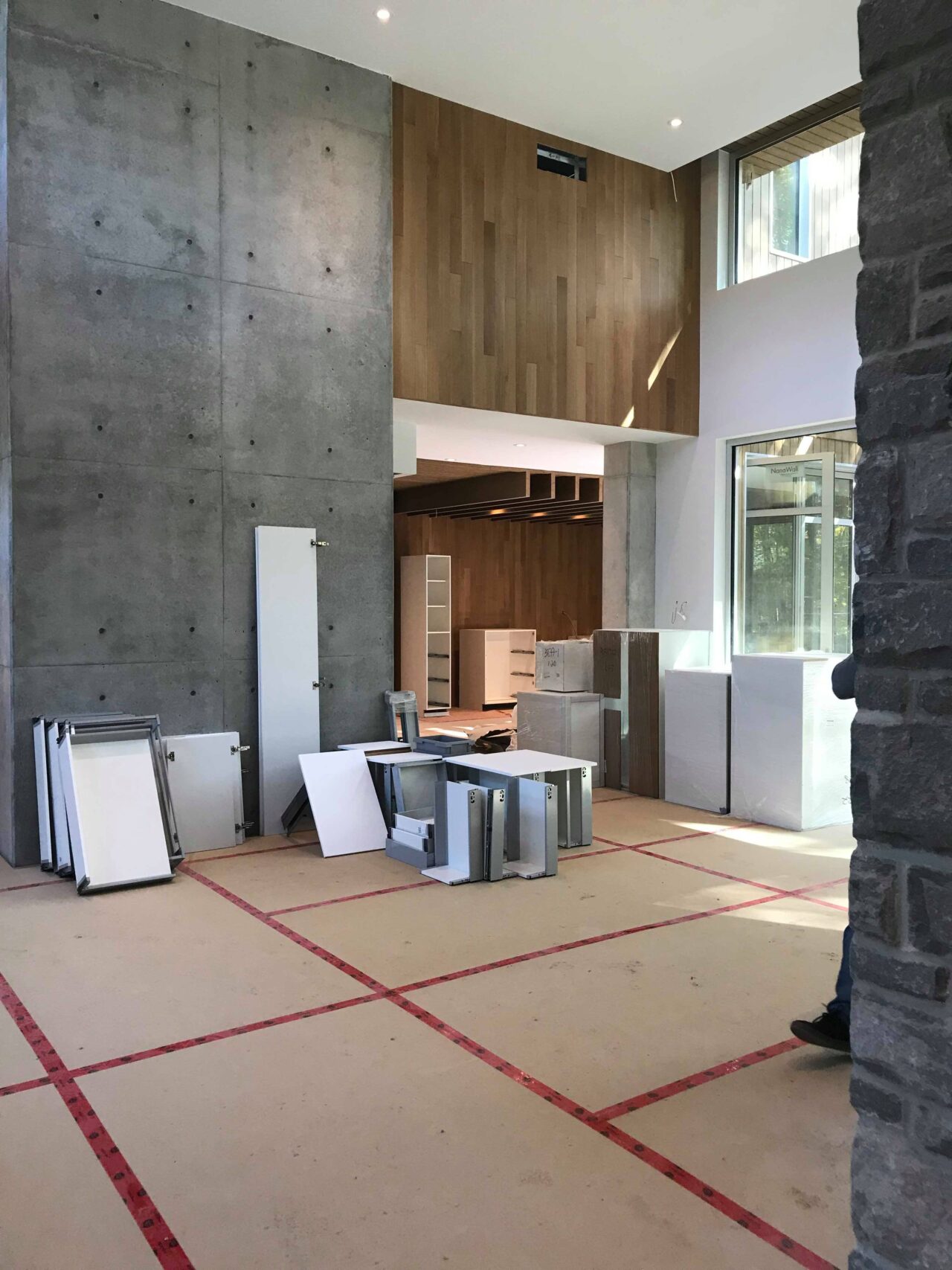 Maison de Béton : Plan de Technologue & Design Minimaliste